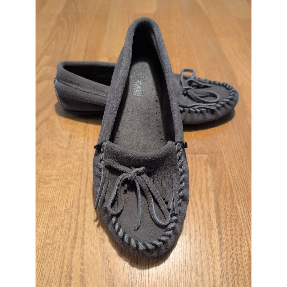 Minnetonka Moccasin 401T Women Gray SUEDE Kiltie Loafers HardSole Leather US 7.5